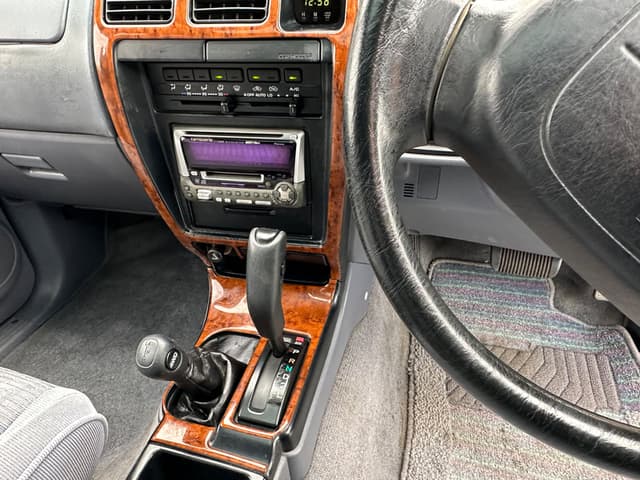 1996 Toyota Hilux Surf JDM car for sale — photo 13 of 25