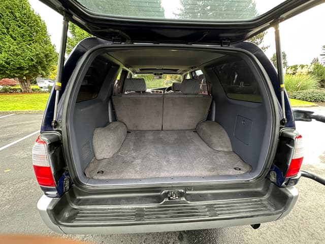 1996 Toyota Hilux Surf JDM car for sale — photo 16 of 25