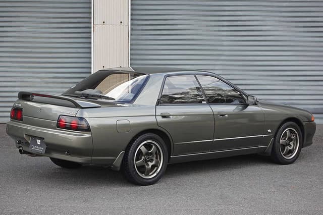1992 Nissan Skyline JDM car for sale — photo 10 of 10