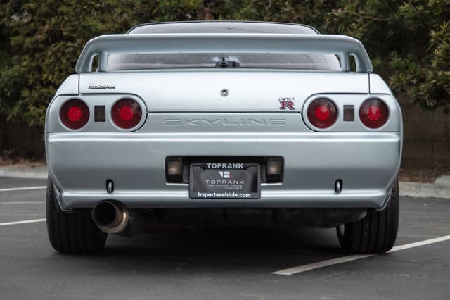 1991 Nissan Skyline JDM car for sale — photo 9 of 10