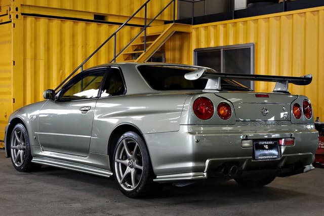 2002 Nissan Skyline JDM car for sale — photo 7 of 10