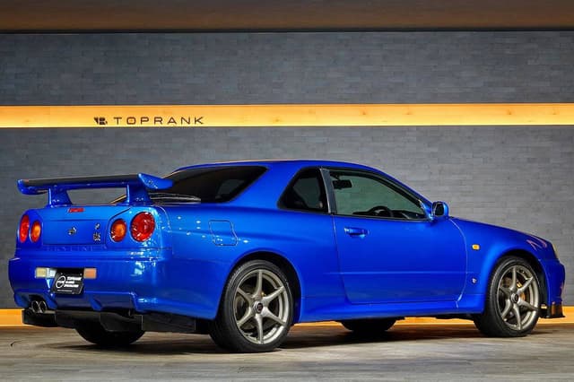 1999 Nissan Skyline JDM car for sale — photo 3 of 10
