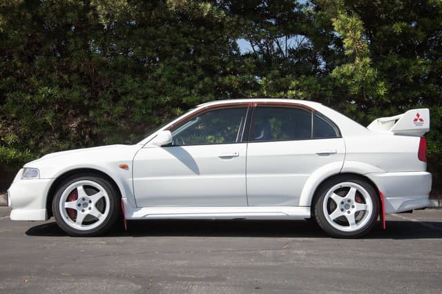 1999 Mitsubishi Lancer JDM car for sale — photo 4 of 10