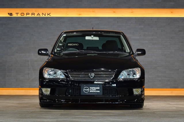 2002 Toyota Altezza JDM car for sale — photo 3 of 10