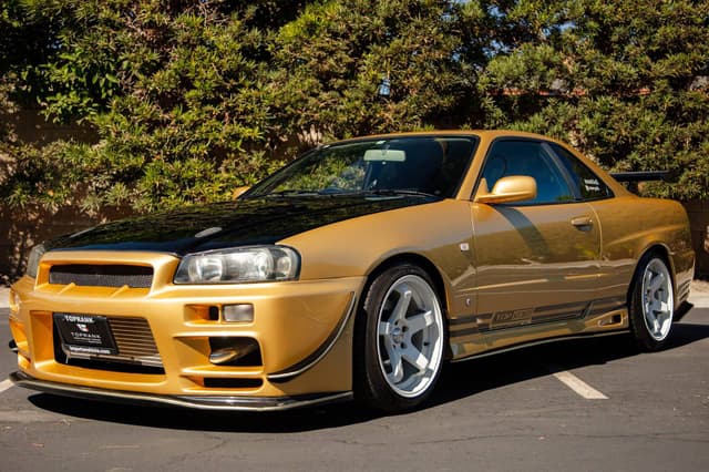 1998 Nissan Skyline JDM car for sale — photo 3 of 10
