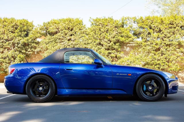 2001 Honda S2000 JDM car for sale — photo 6 of 10