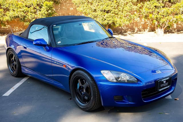 2001 Honda S2000 JDM car for sale — photo 8 of 10
