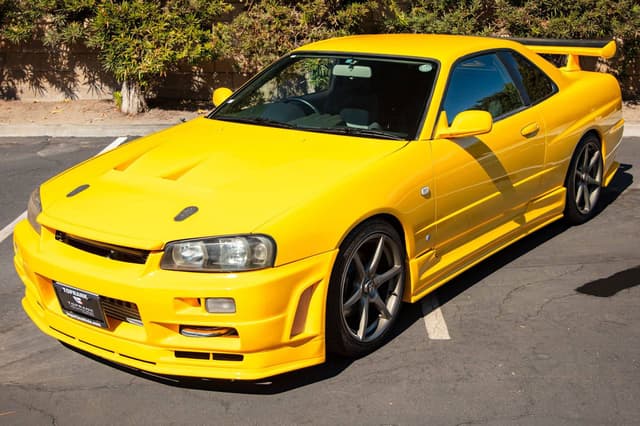 1998 Nissan Skyline JDM car for sale — photo 2 of 10