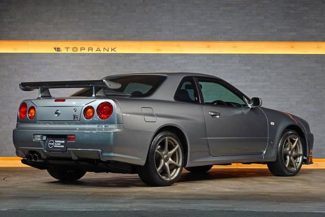 2002 Nissan Skyline JDM car for sale — photo 2 of 10