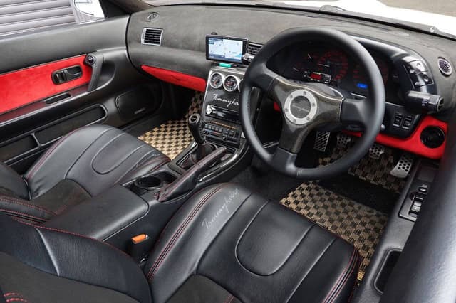 1990 Nissan Skyline JDM car for sale — photo 6 of 10