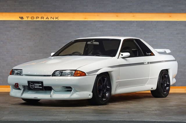 1990 Nissan Skyline JDM car for sale — photo 9 of 10