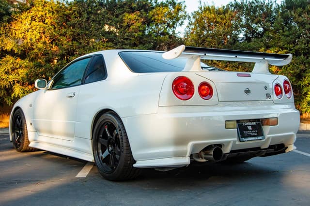 1999 Nissan Skyline JDM car for sale — photo 8 of 10