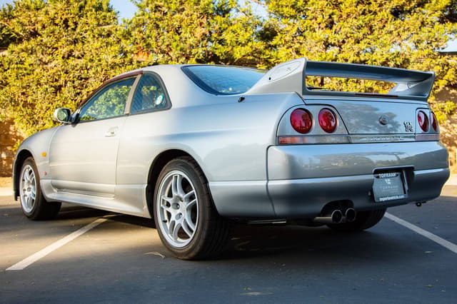 1997 Nissan Skyline JDM car for sale — photo 8 of 10