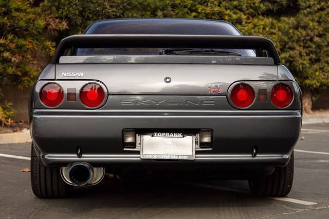 1990 Nissan Skyline JDM car for sale — photo 9 of 10