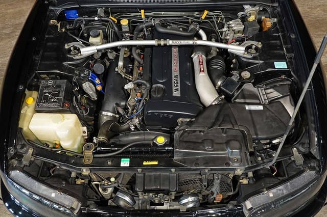 1995 Nissan Skyline JDM car for sale — photo 5 of 10