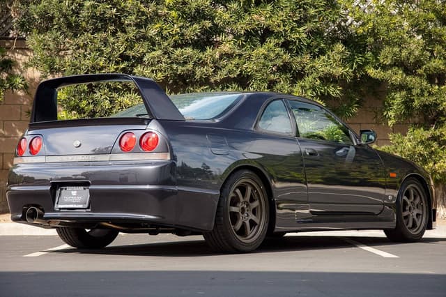 1995 Nissan Skyline JDM car for sale — photo 8 of 10