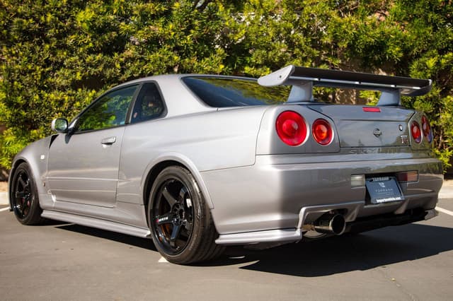 1999 Nissan Skyline JDM car for sale — photo 7 of 10