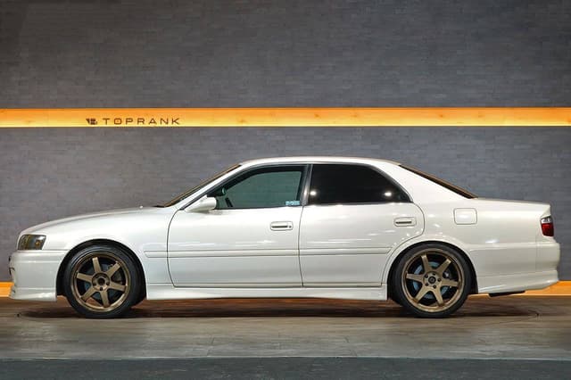 1999 Toyota Chaser JDM car for sale — photo 3 of 10