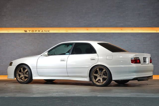 1999 Toyota Chaser JDM car for sale — photo 4 of 10