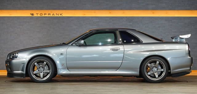 2001 Nissan Skyline JDM car for sale — photo 3 of 10