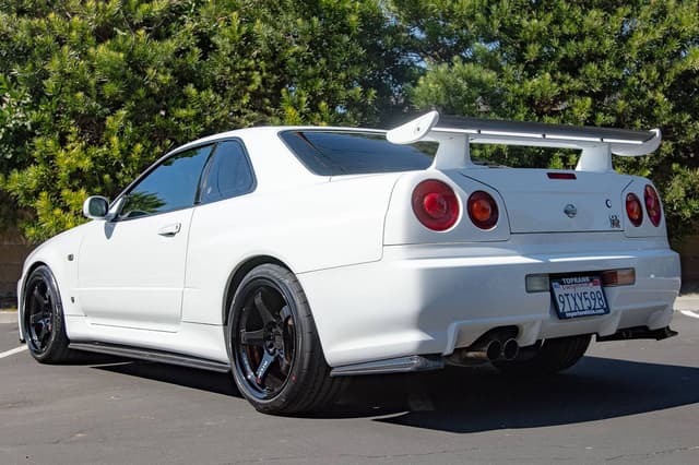 1999 Nissan Skyline JDM car for sale — photo 8 of 10