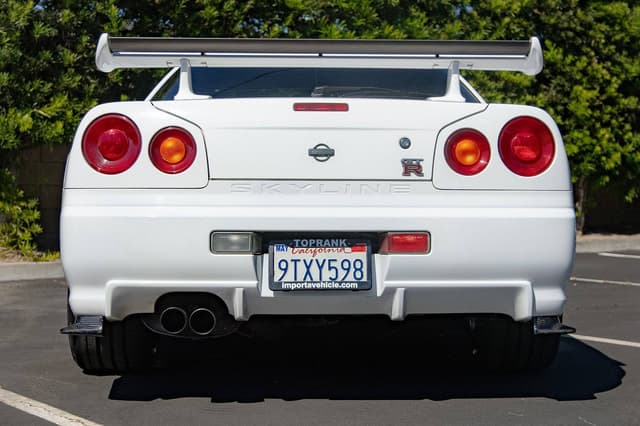 1999 Nissan Skyline JDM car for sale — photo 9 of 10