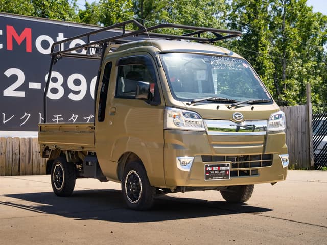 Daihatsu Hijet JDM car for sale — photo 3 of 10