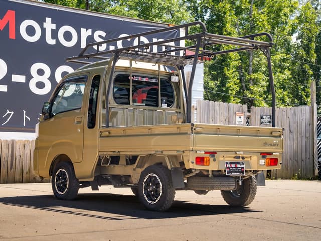 Daihatsu Hijet JDM car for sale — photo 7 of 10
