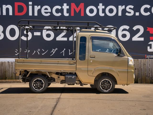 Daihatsu Hijet JDM car for sale — photo 10 of 10