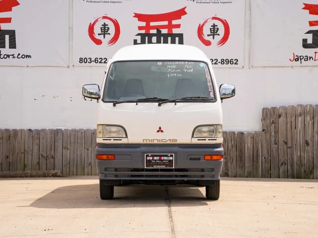 Mitsubishi Minicab JDM car for sale — photo 2 of 10