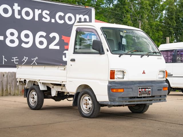 1997 Mitsubishi Minicab JDM car for sale — photo 3 of 10