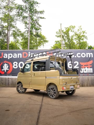 Daihatsu Hijet JDM car for sale — photo 2 of 10