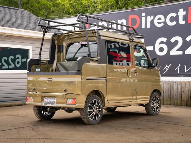 Daihatsu Hijet JDM car for sale — photo 7 of 10