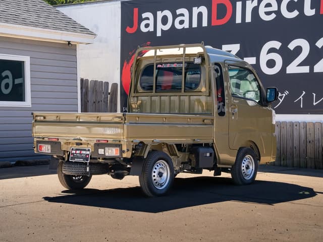 Daihatsu Hijet JDM car for sale — photo 7 of 10