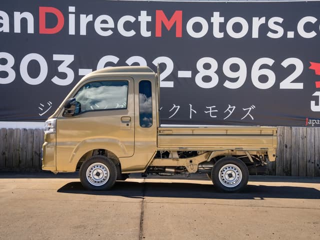 Daihatsu Hijet JDM car for sale — photo 10 of 10