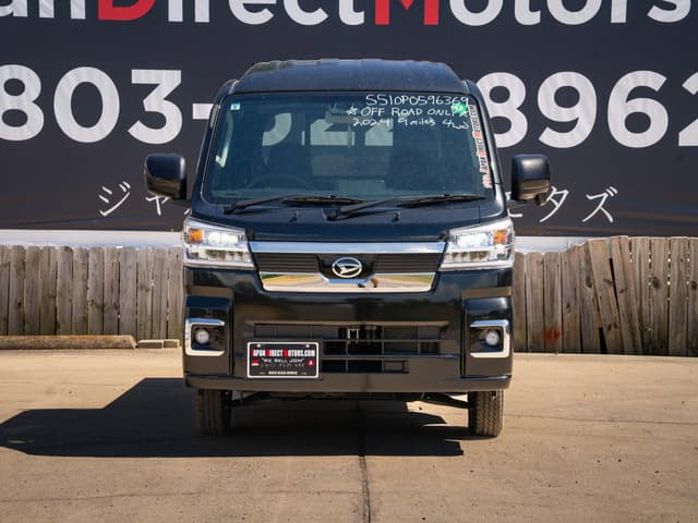 Daihatsu Hijet JDM car for sale — photo 4 of 10
