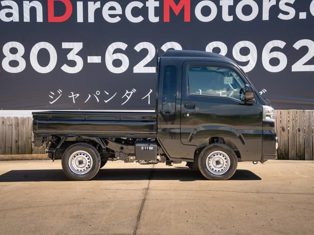 Daihatsu Hijet JDM car for sale — photo 6 of 10