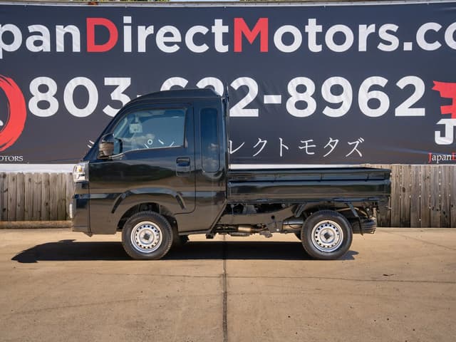 Daihatsu Hijet JDM car for sale — photo 10 of 10