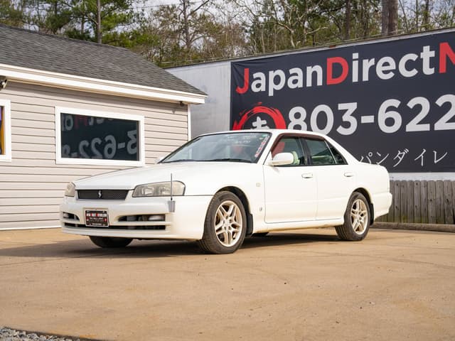 Nissan Skyline JDM car for sale — photo 3 of 10