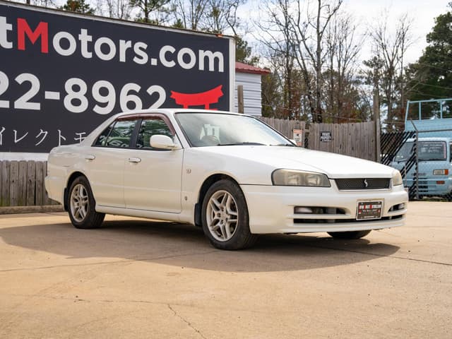 Nissan Skyline JDM car for sale — photo 5 of 10