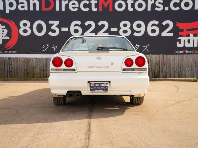 Nissan Skyline JDM car for sale — photo 8 of 10