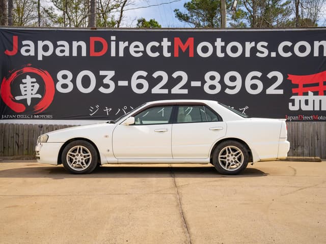 Nissan Skyline JDM car for sale — photo 10 of 10