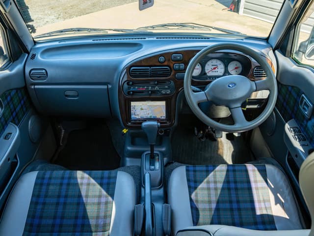 Daihatsu Hijet JDM car for sale — photo 10 of 10
