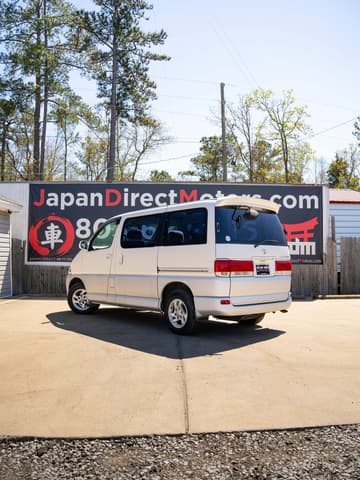 1999 Toyota Regius JDM car for sale — photo 2 of 10