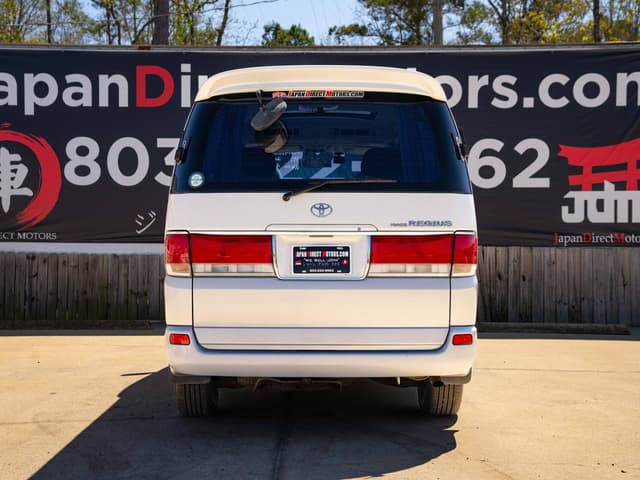 1999 Toyota Regius JDM car for sale — photo 8 of 10