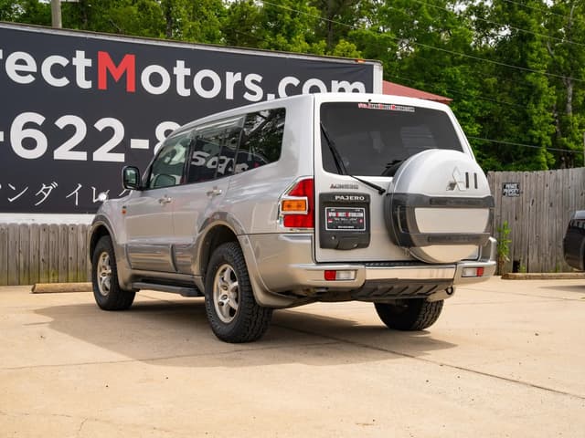 2000 Mitsubishi Pajero JDM car for sale — photo 9 of 10