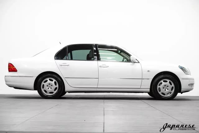 2000 Toyota Celsior JDM car for sale — photo 5 of 10