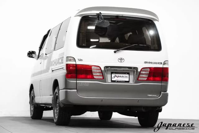 2000 Toyota Grand Hiace JDM car for sale — photo 6 of 10