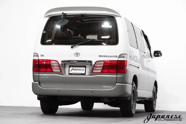 2000 Toyota Grand Hiace JDM car for sale — photo 8 of 10
