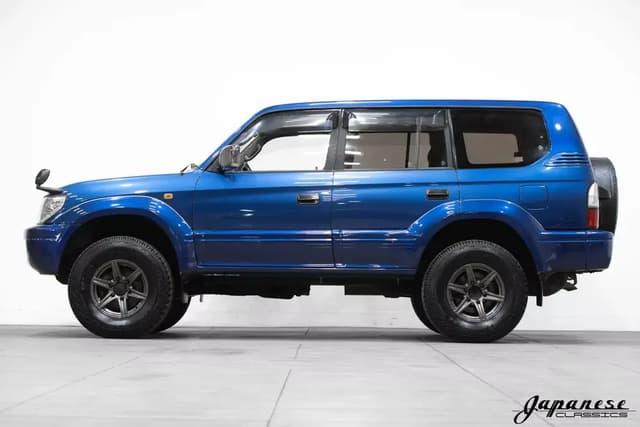 2000 Toyota Land Cruiser JDM car for sale — photo 4 of 10
